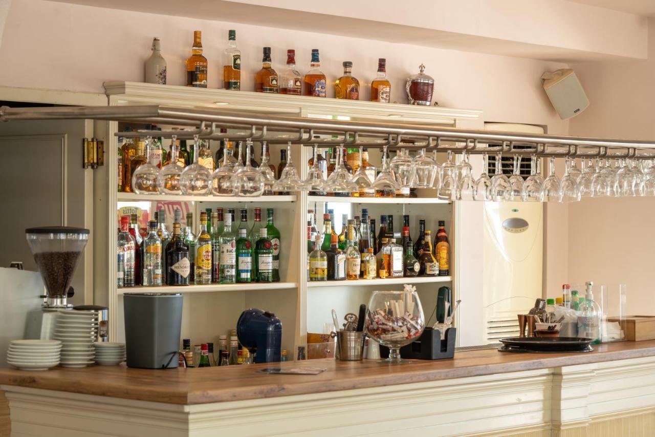 Tselikas Hotel Kozani Ngoại thất bức ảnh