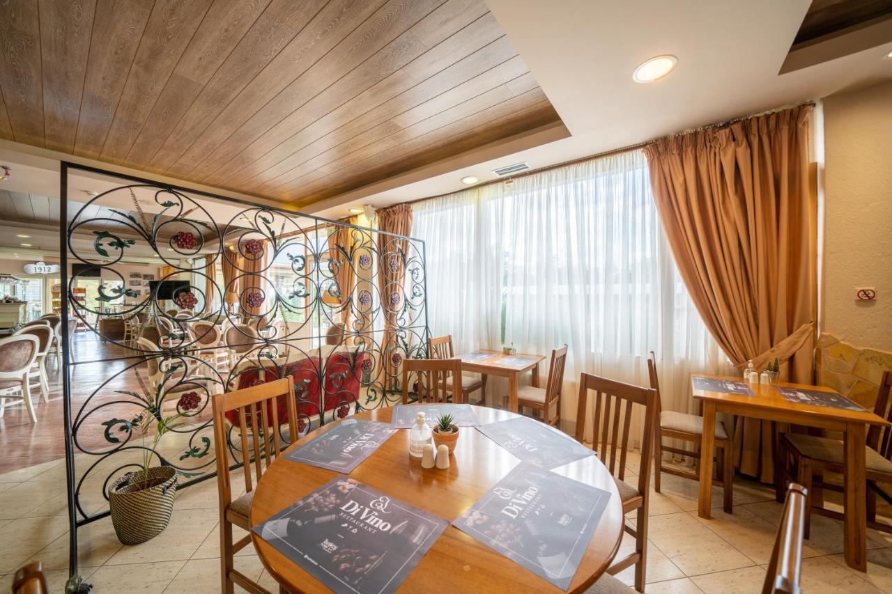 Tselikas Hotel Kozani Ngoại thất bức ảnh