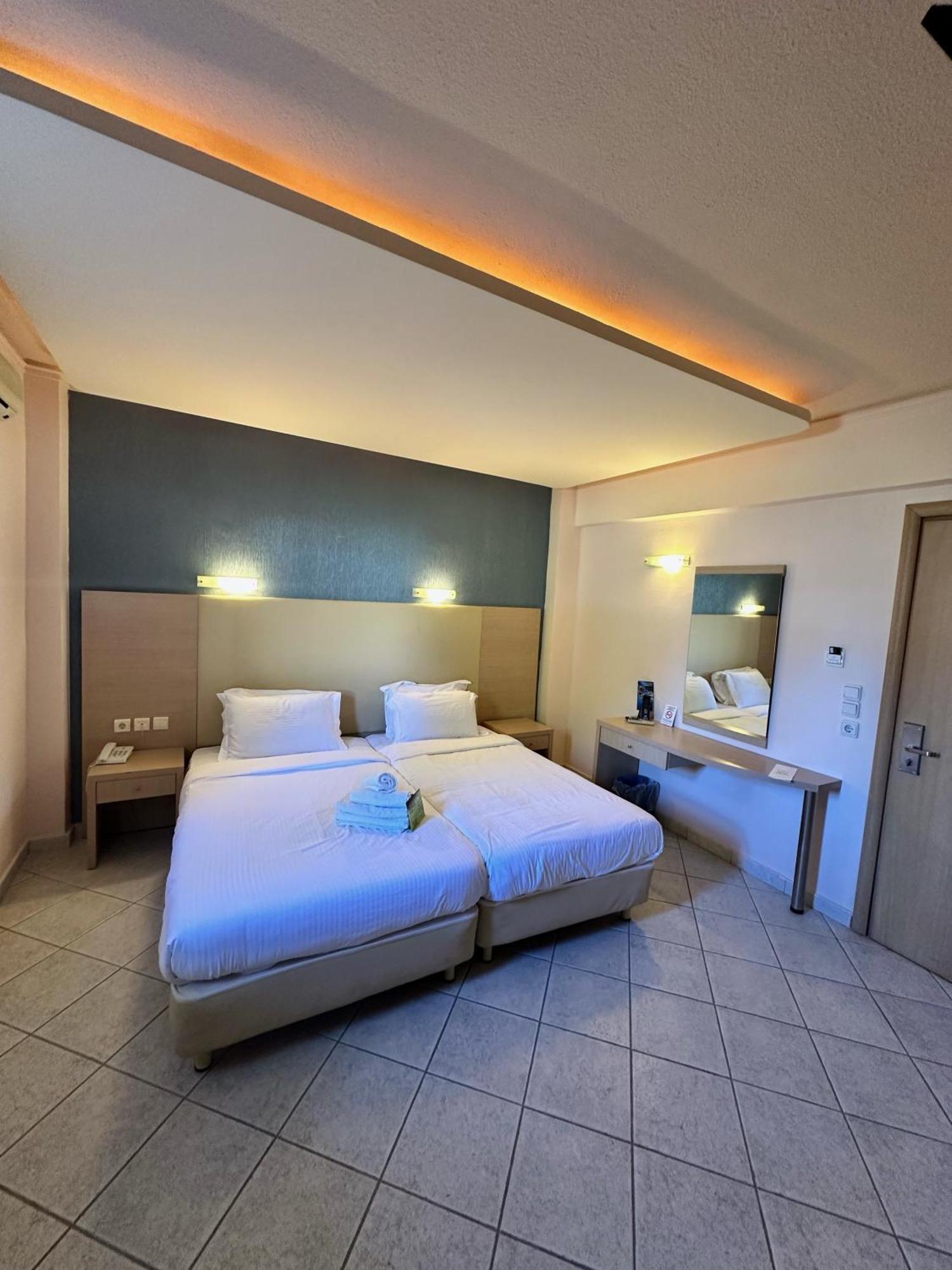 Tselikas Hotel Kozani Phòng bức ảnh