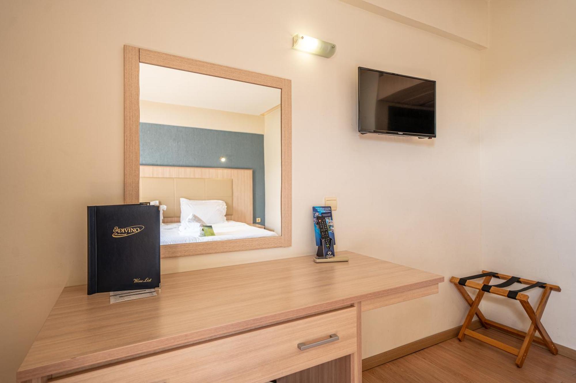 Tselikas Hotel Kozani Phòng bức ảnh